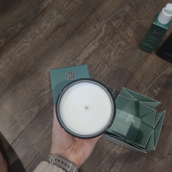 Ritual of Jing candle and hand care gift set - relax edition - Picture 9 of 12